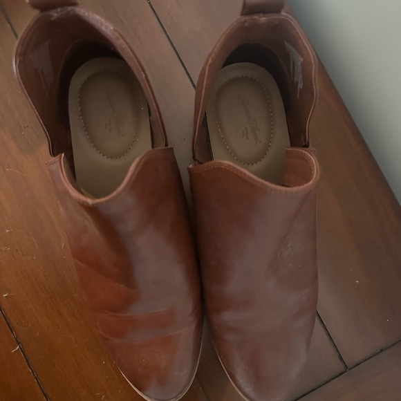 Universal Thread booties - Picture 2 of 4